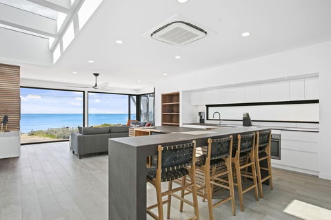 Apollo Bay Beach House - Accommodation Georgetown 4