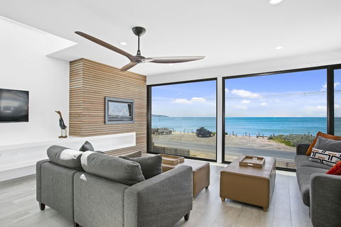Apollo Bay Beach House - Accommodation Georgetown 6