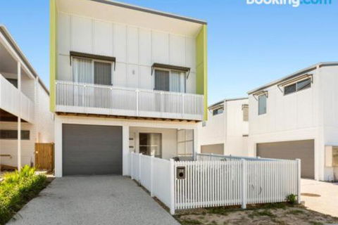 SEASIDE By THE BEACH - Accommodation Georgetown 3