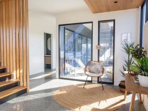 BREEZE At SALT - Accommodation Georgetown 6
