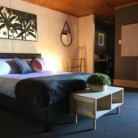 Granite Belt Cabins - Accommodation Georgetown 2