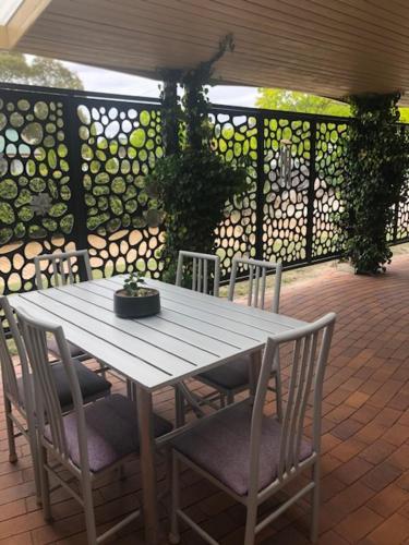 Granite Belt Cabins - Accommodation Georgetown 1
