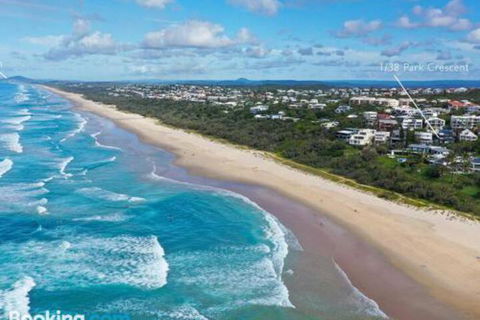 Ultimate Beachfront Living Sunshine Beach - Accommodation Georgetown 1