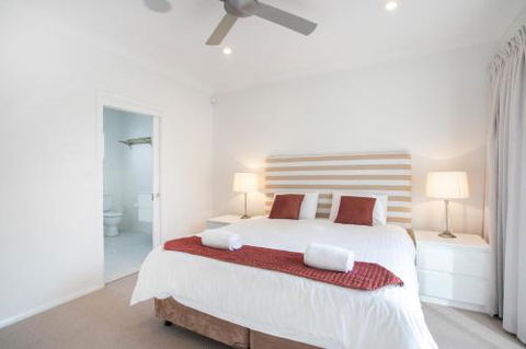 Aegean On The Beach - Accommodation Georgetown 1