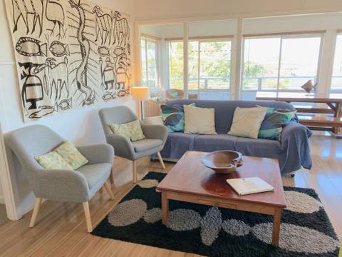 Unwind At Hyams Beach 4pm Check Out Sundays - Accommodation Georgetown 1