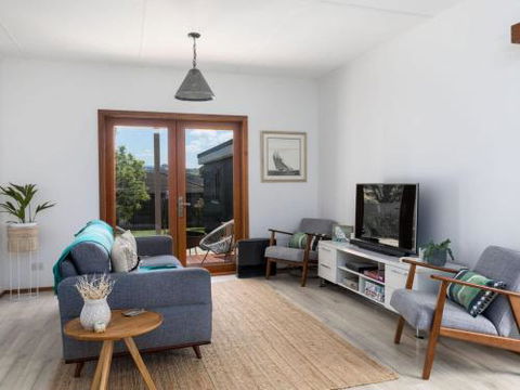 SPINDRIFT Kiama & Surrounds 4pm Check Out Sundays - Accommodation Georgetown 0