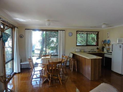 14 Tecoma Avenue Sandy Point - Accommodation Georgetown 6