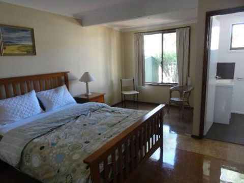 14 Tecoma Avenue Sandy Point - Accommodation Georgetown 4