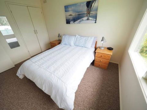 27 Beach Parade Sandy Point - Accommodation Georgetown 1
