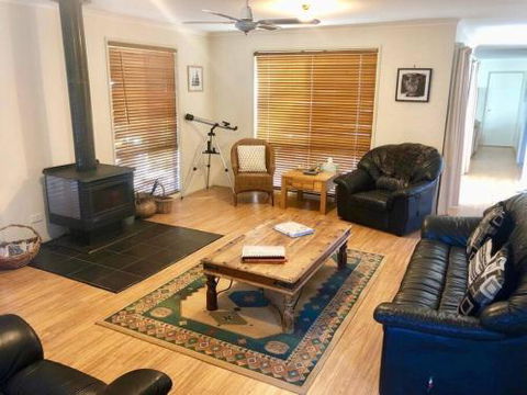1 Tecoma Avenue Sandy Point - Accommodation Georgetown 1