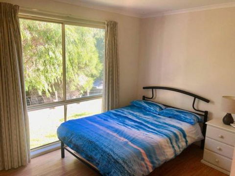 1 Tecoma Avenue Sandy Point - Accommodation Georgetown 5