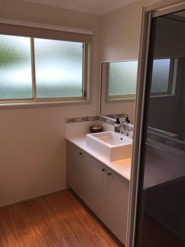 1 Tecoma Avenue Sandy Point - Accommodation Georgetown 3
