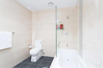 Executive Designer Apartment With Pool + Parking - Accommodation Georgetown 6