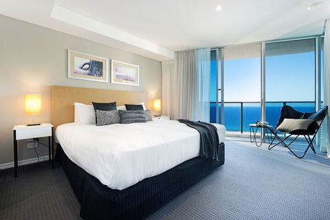 H Residences 2 Bedroom Ocean View In Surfers Paradise - Accommodation Georgetown 5