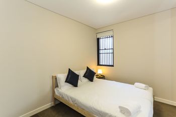 Spacious Apartment At Waitara - Accommodation Georgetown 4