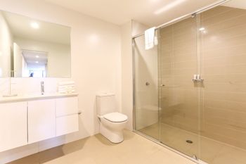 Spacious Apartment At Waitara - Accommodation Georgetown 1