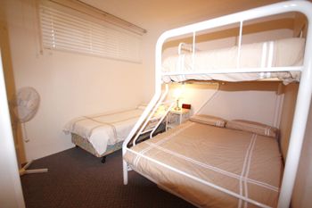 Radburn Unit 2 17 Ondine Close - Accommodation Georgetown 3