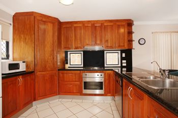 Oomoo 27a - Accommodation Georgetown 4