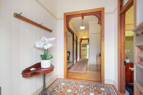 The Guesthouse - Accommodation Georgetown 2