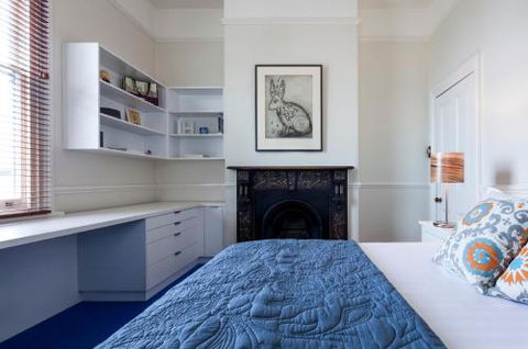 Library House - Accommodation Georgetown 3