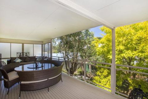 BAROONA By THE BEACH - Accommodation Georgetown 0