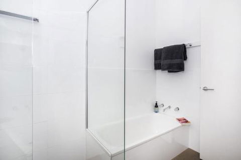THE PARKVIEW At MOLLYMOOK - Accommodation Georgetown 4