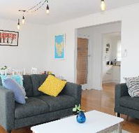 Newly Renovated Unit Waters Edge - Accommodation Georgetown