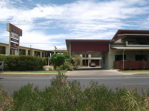 Spinifex Motel & Serviced Apartments - Accommodation Georgetown 2