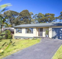 WAVES at MOLLYMOOK - Accommodation Georgetown