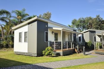 Lakeside Holiday Park - Accommodation Georgetown 0