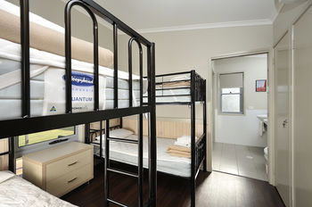 Lakeside Holiday Park - Accommodation Georgetown 6