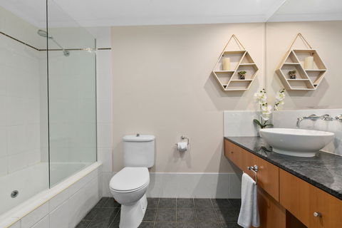Poolside Apt In Alamanda Beachfront Resort 41 - Accommodation Georgetown 6