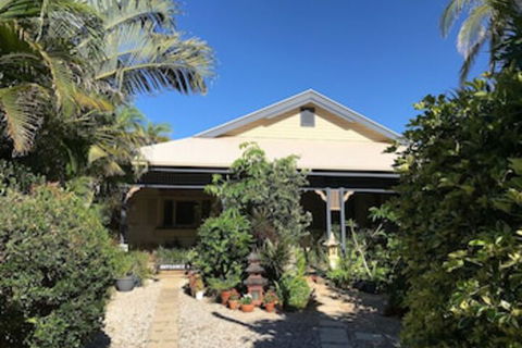 Tallow Beach Motel - Accommodation Georgetown 0