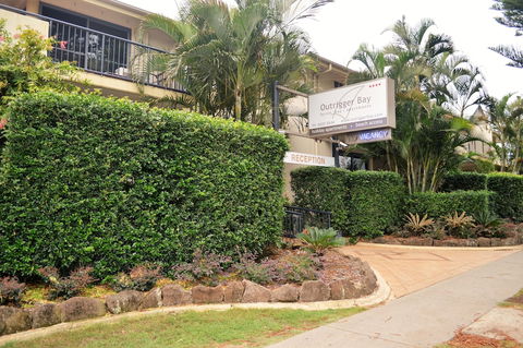 Outrigger Bay Apartments - Accommodation Georgetown 2