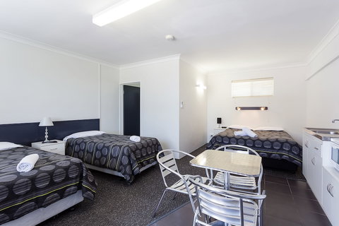 Wynnum Anchor Motel - Accommodation Georgetown 5