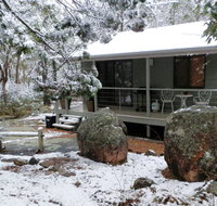 31 The Rocks