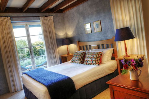 Vineyard Cottages - Accommodation Georgetown 5