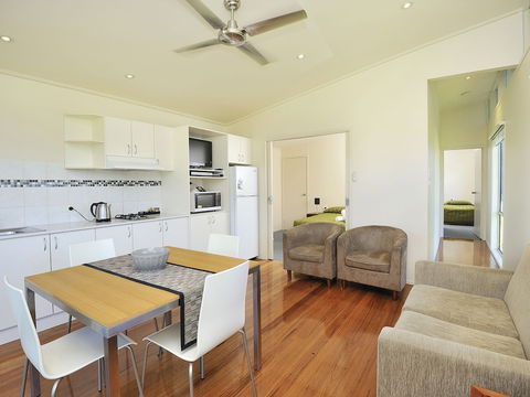 NRMA Eastern Beach Holiday Park - Accommodation Georgetown 5