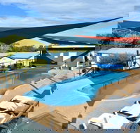 Metung Holiday Villas