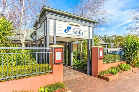 Berry Village Boutique Motel - Accommodation Georgetown 2