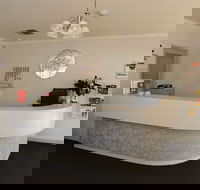 Horsham Mid City Court Motel