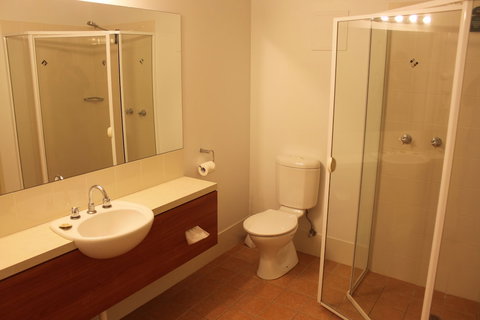 Ramada Encore By Wyndham Belconnen Canberra - Accommodation Georgetown 2