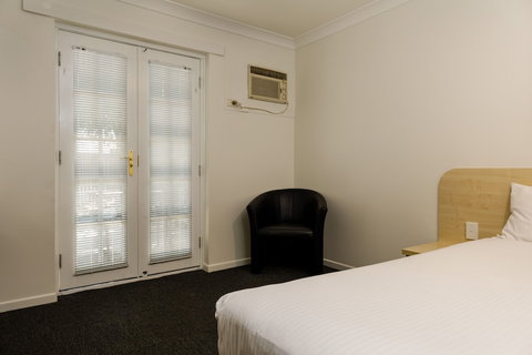The Waterloo Bay Hotel - Accommodation Georgetown 2