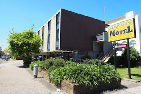City Beach Motel - Accommodation Georgetown 0