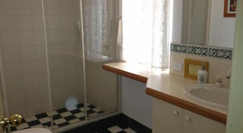 The Grandhouse York - Accommodation Georgetown 5