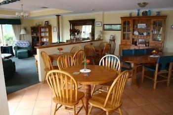 The Grandhouse York - Accommodation Georgetown 2