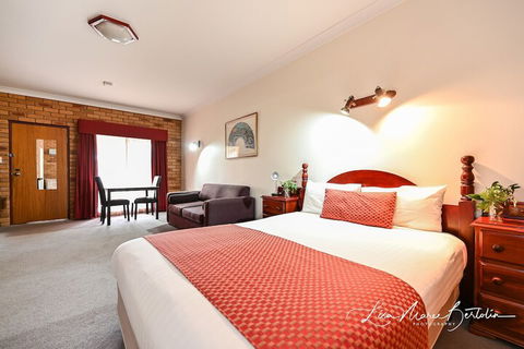 Narrandera Club Motor Inn - Accommodation Georgetown 6