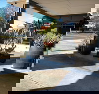 Country Motor Inn Singleton - Accommodation Georgetown