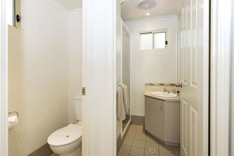 Discovery Parks â€“ Lake Kununurra - Accommodation Georgetown 2