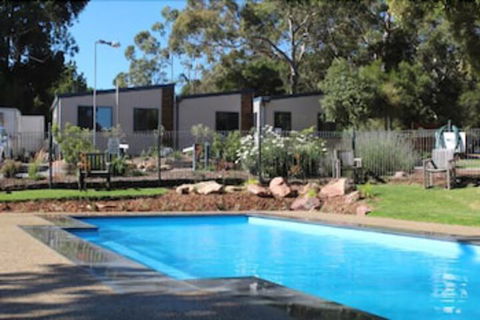 Halls Gap Lakeside Tourist Park - Accommodation Georgetown 2
